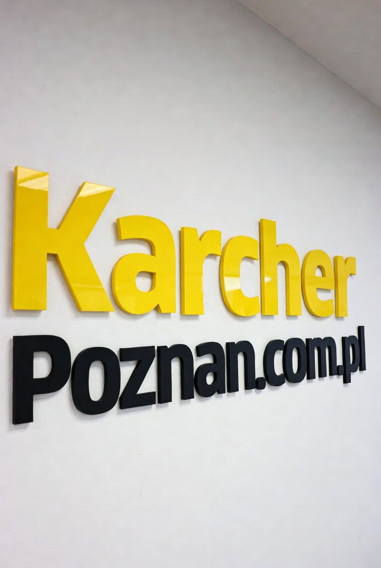 karcherpoznan.com.pl karcher poznan pranie i czyszczenie tapicerek, dywanów Poznań